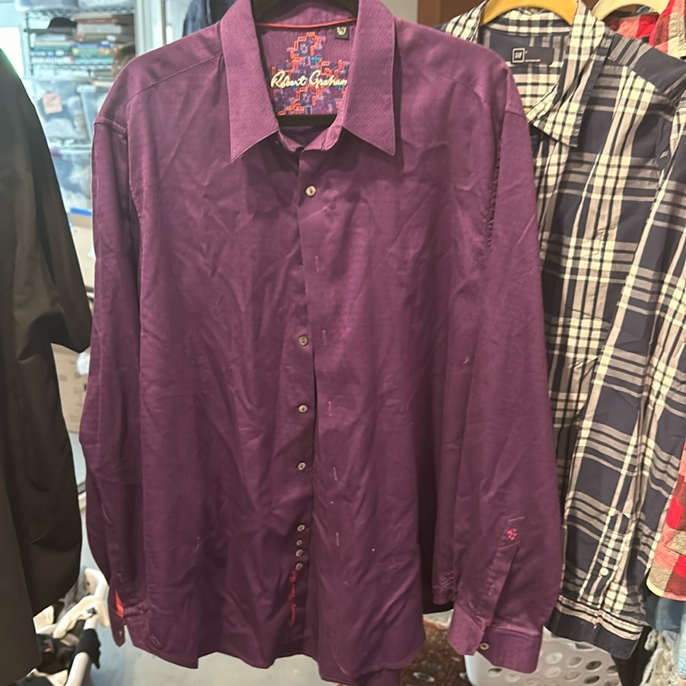 Robert Graham purple XL men’s cotton button down. EUC